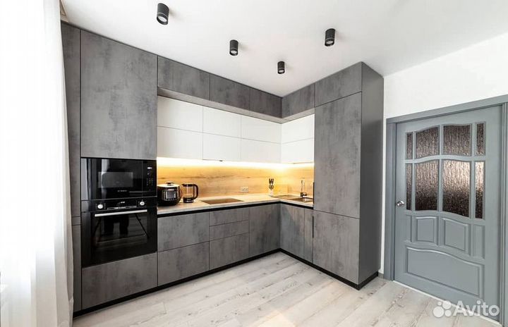 Угловой кухонный гарнитур современный