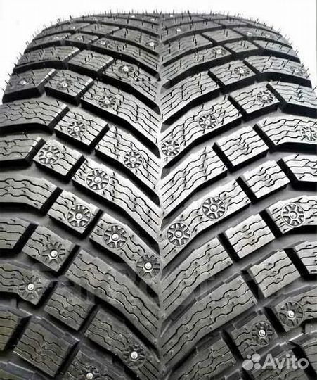 Michelin X-Ice North 4 SUV 275/40 R22 108T
