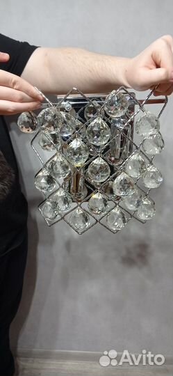 Люстра потолочная и бра