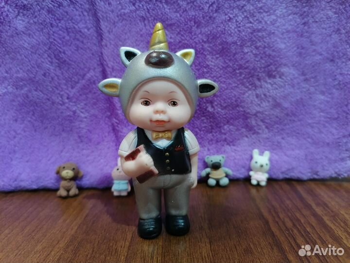 Маленькая куколка