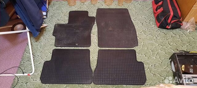 Автомобильные коврики резиновые
