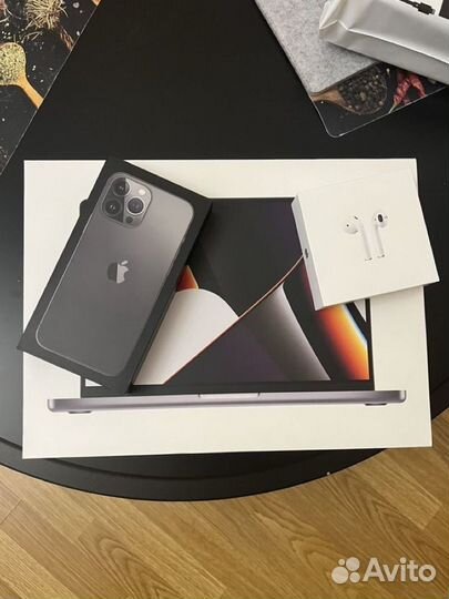 Продам коробки iPhone, Macbook, AirPods