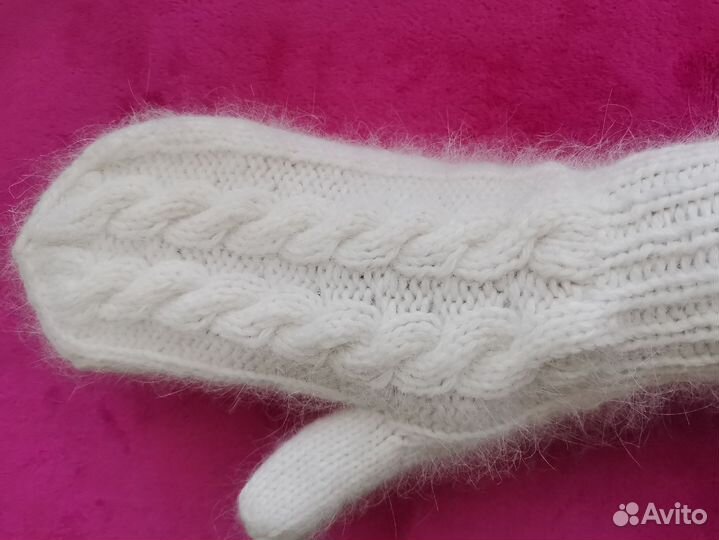 Варежки пуховые новые белые