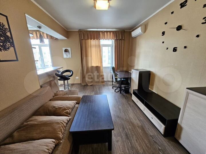 3-к. квартира, 82 м², 5/5 эт.