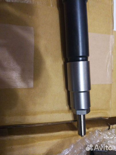 Топливные форсунки на Митсубиси Паджеро 4