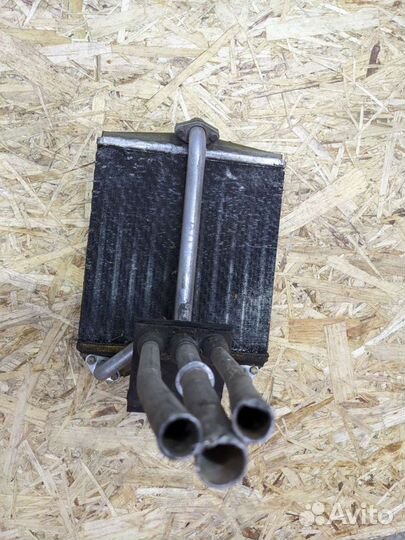 Радиатор печки mercedes w126