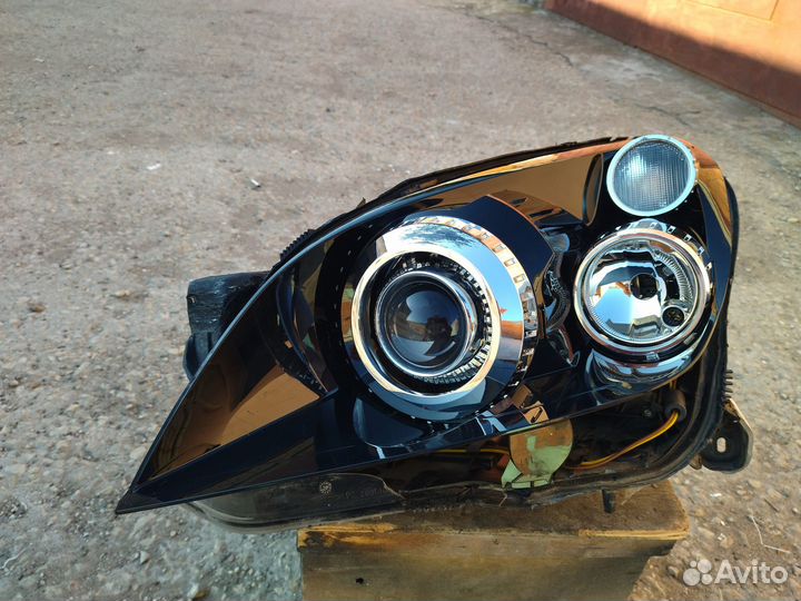 Фара opel astra h gtc левая