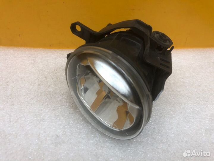 Птф левый Toyota Land Cruiser 200 2015-2021