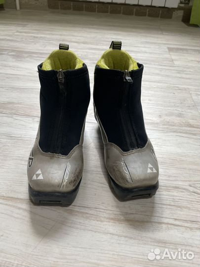 Лыжные ботинки fischer