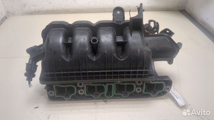 Коллектор впускной Opel Meriva 2010, 2015