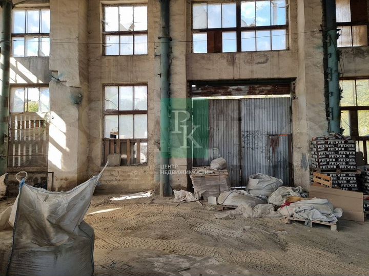 Склад Производство сто в Инкермане 1070м2