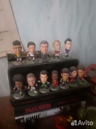 Фигурки футболистов