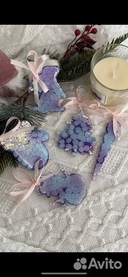 Новогодние игрушки