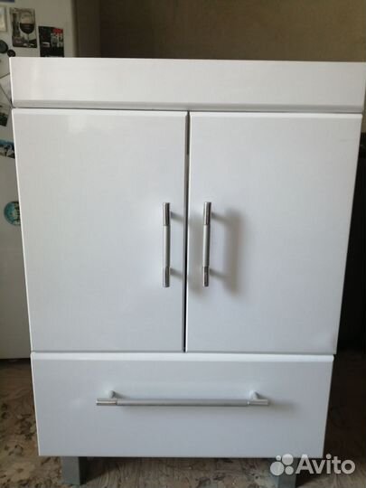 Тумба под квадратную раковину+раковина и смеситель