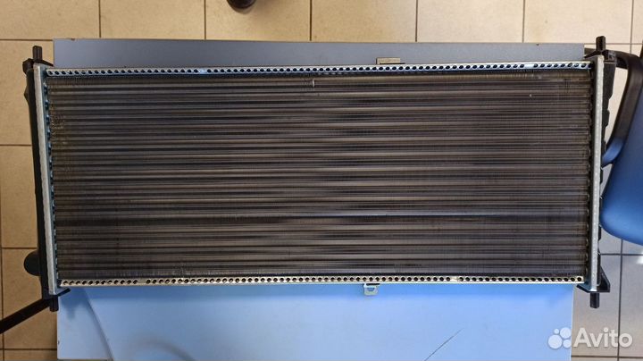 Радиатор Opel Corsa B 1.5D 1.7D 90410049