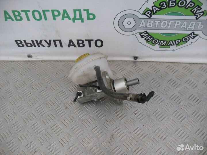 Цилиндр тормозной главный Passat B5 1.9 AFN