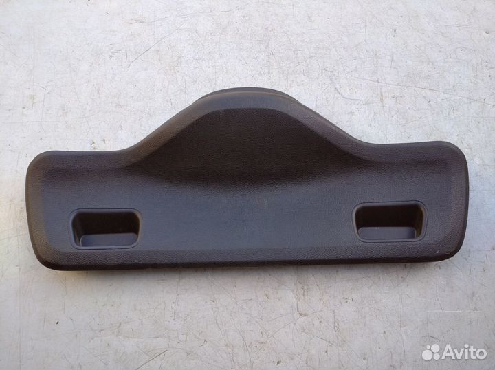 Накладка двери багажника Пежо 206