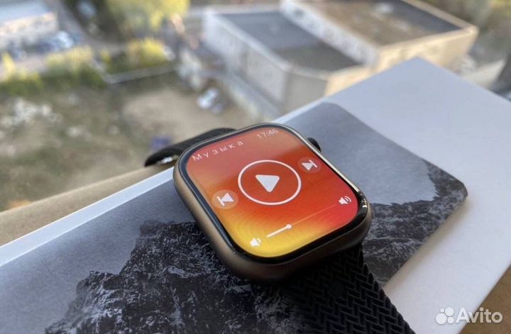 Apple Watch 8 Amoled Display