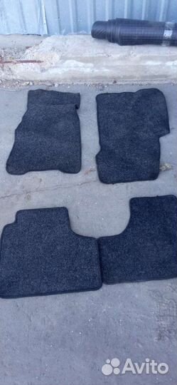 Автомобильные коврики ворсовые