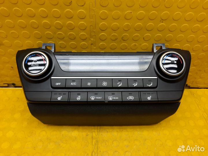 Блок управления климат-контролем Hyundai Tucson