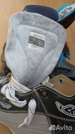 Детские хоккейные коньки, щитки, клюшка, перчатки