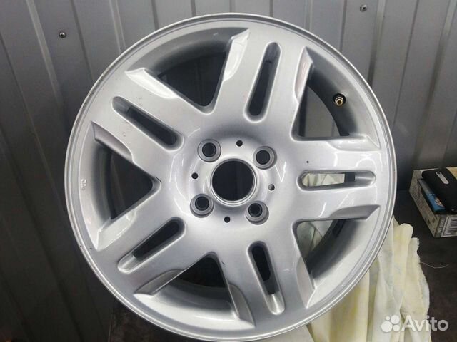 Литой диск r15