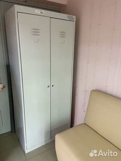 Шкаф металлический