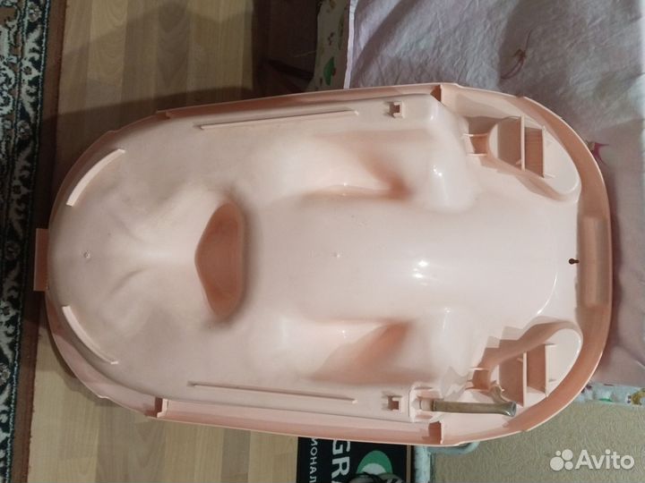 Ванночка для купания с горкой