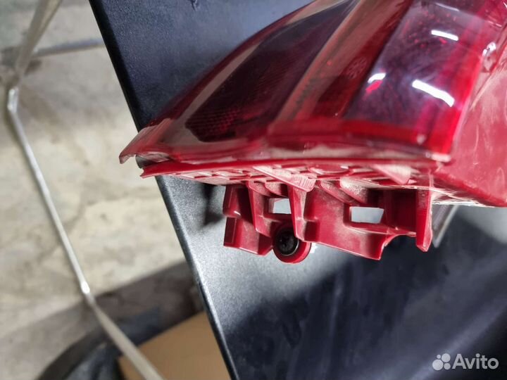 Фонарь задний левый Kia Sportage 4 QL