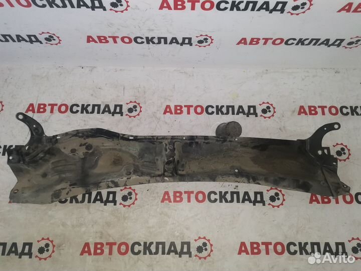 Решетка стеклооч. (планка под лобовое стекло) Б/у