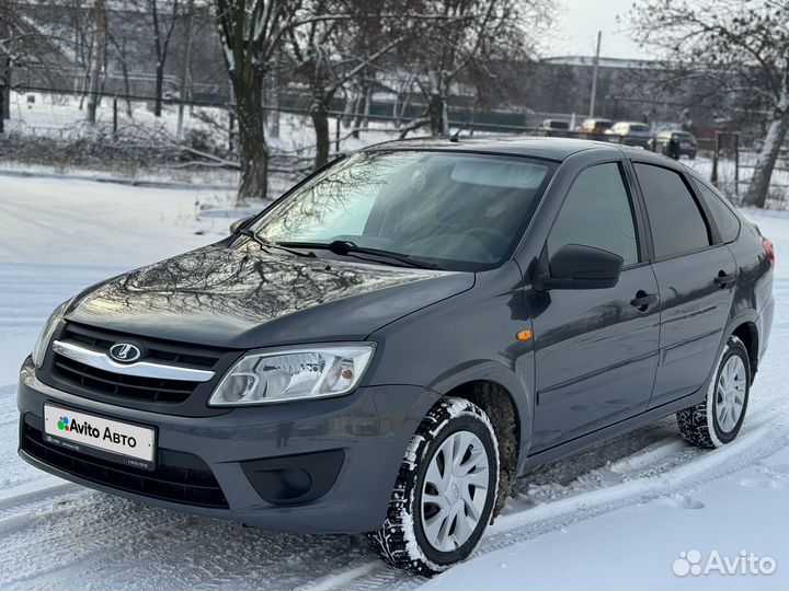 LADA Granta 1.6 МТ, 2015, 92 100 км