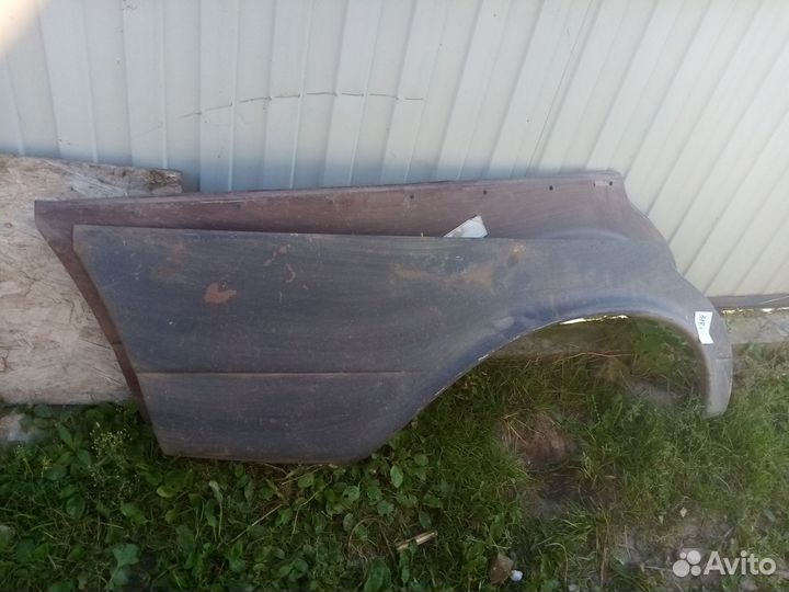 Крылья задние мерседес 123
