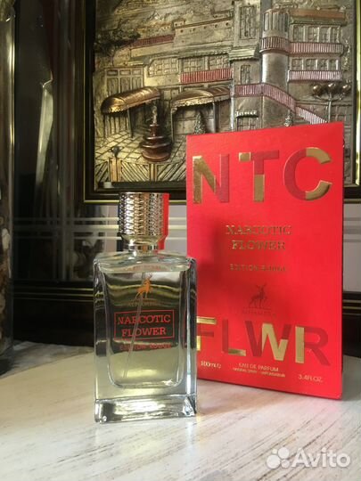 Narcotic flower edition rouge alhambra
