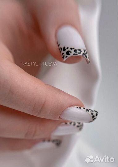 Маникюр гельлак, наращивание ногтей