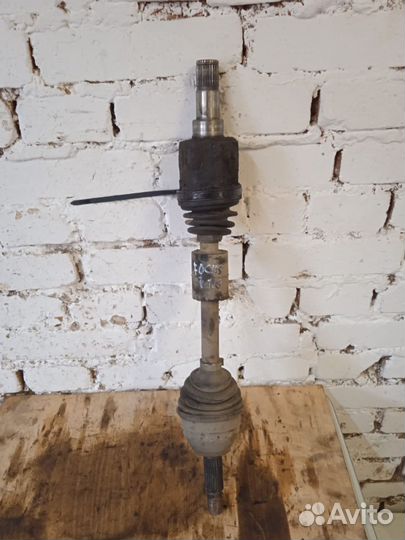 Полуось левая Ford Focus 1 1998-2005 1.8