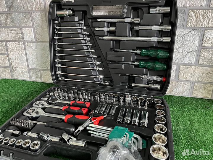 Набор инструментов 121 предмет