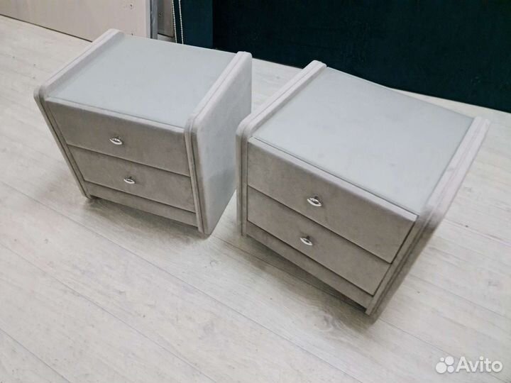 Прикроватные тумбы