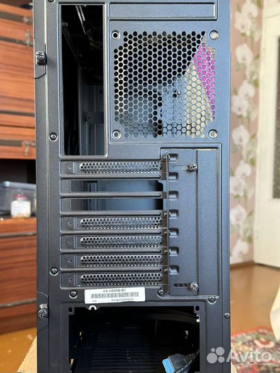 Корпус nzxt H500