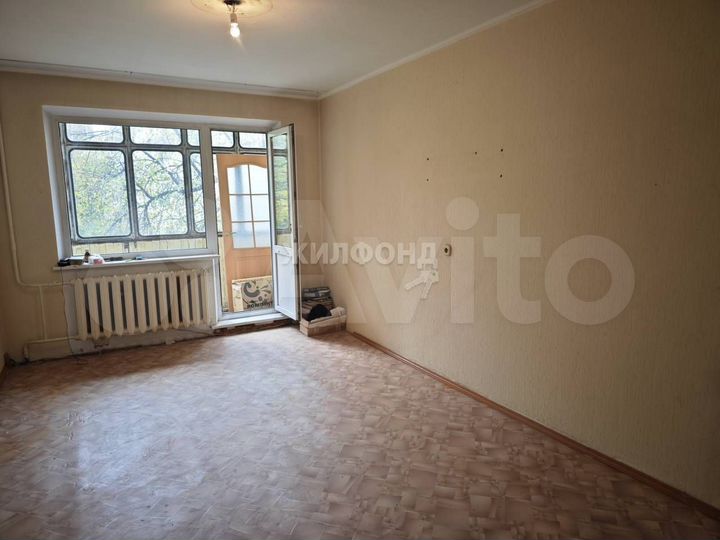 2-к. квартира, 43,7 м², 2/5 эт.