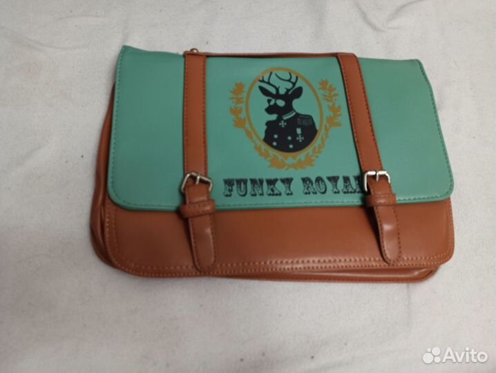 Удобная сумка с оленем