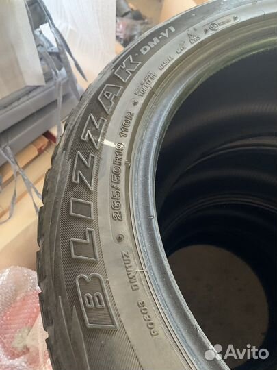 Bridgestone Blizzak DM-V1 265/50 R19 110R