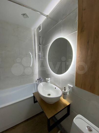 2-к. квартира, 64 м², 2/5 эт.