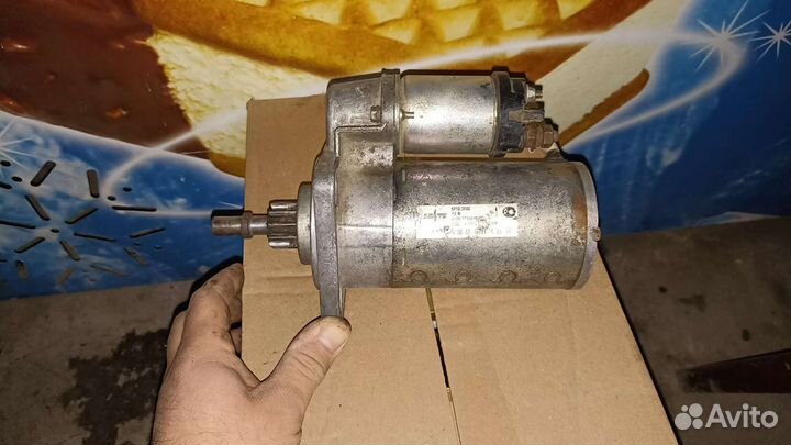 Стартер на три шпильки