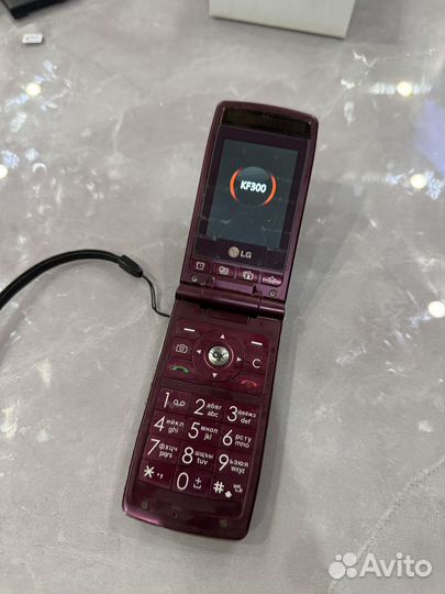 LG KF300