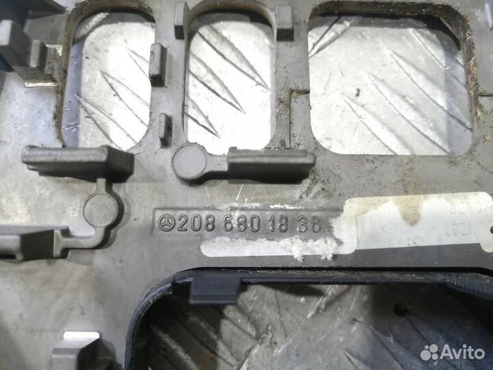 Накладка кулисы кпп Mercedes-Benz CLK-Class I (W20