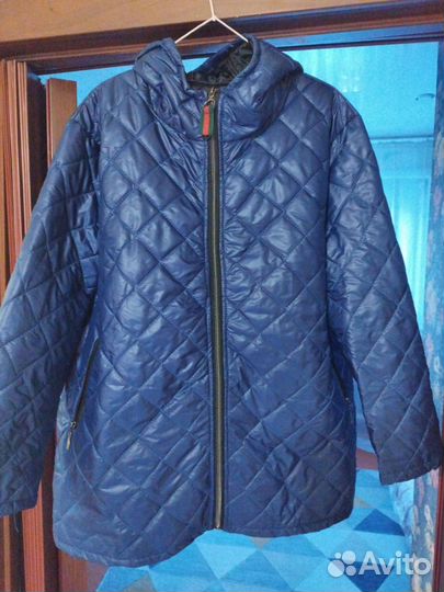 Куртка демисезонная женская с капюшоном новая