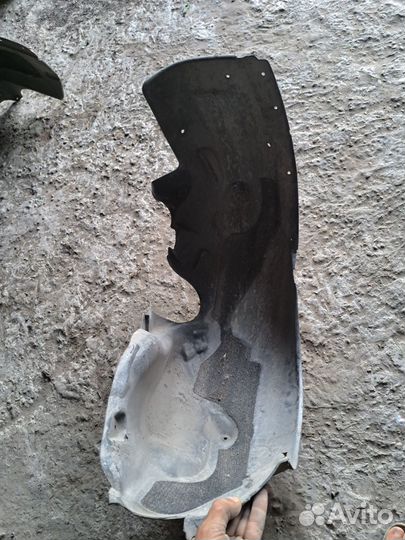 Подкрылок задний BMW E60