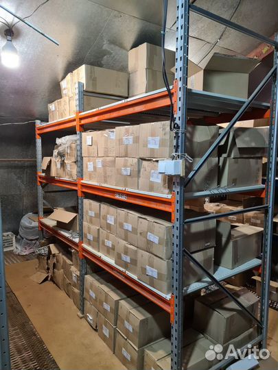 Стеллажи металлические на склад