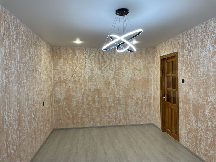 2-к. квартира, 54 м², 8/9 эт.