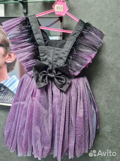 Продам красивое платье на девочку